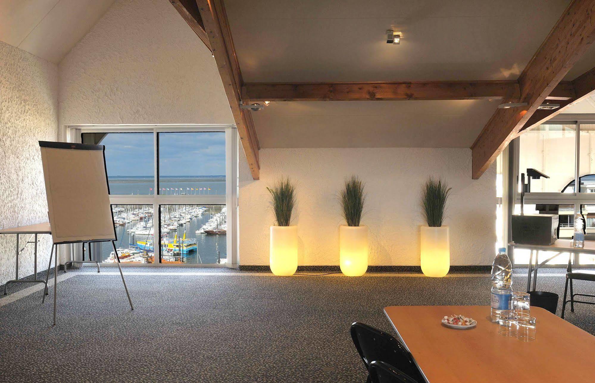 ארסשון Hotel Le Nautic מראה חיצוני תמונה